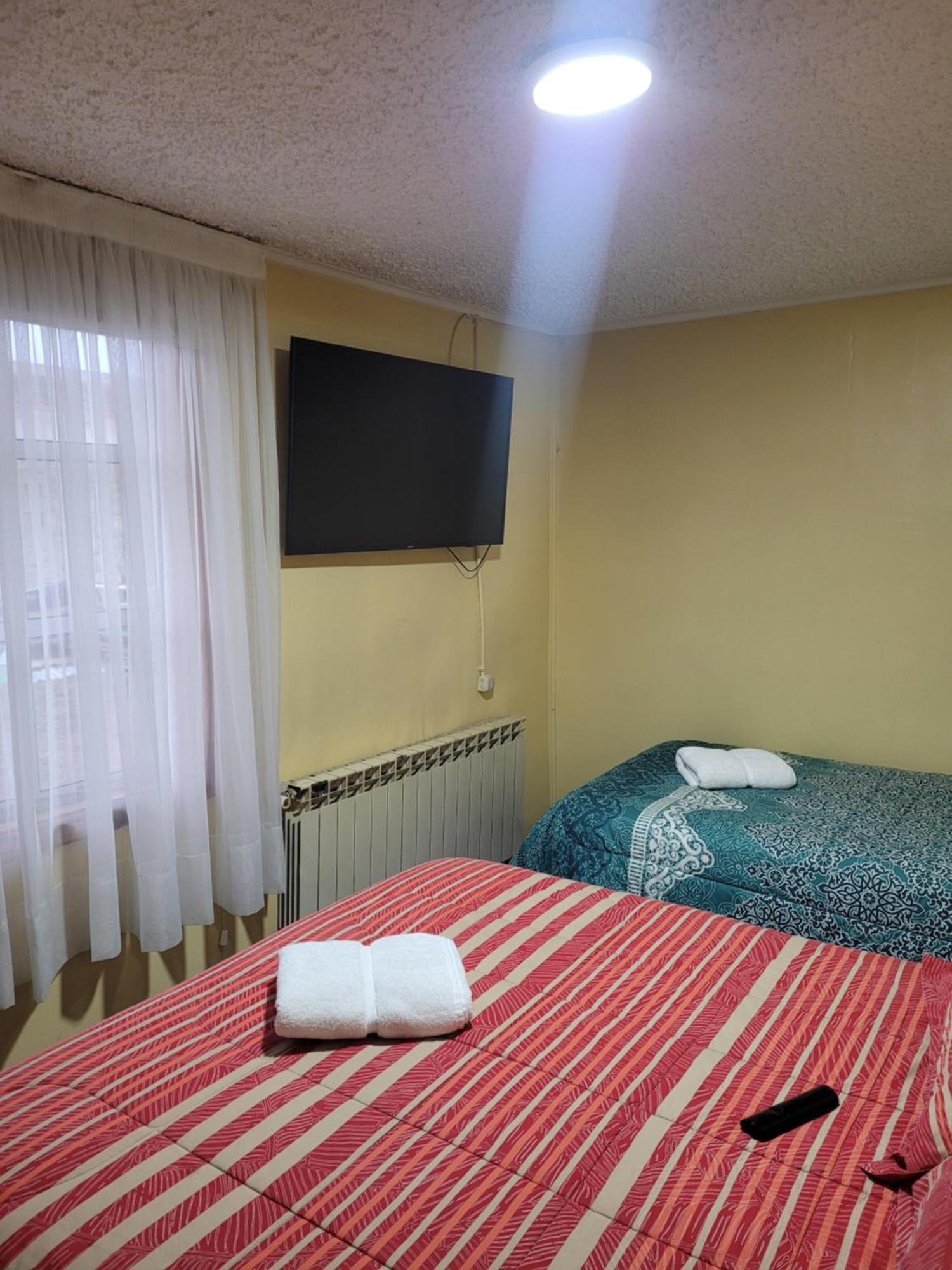 Hostal Balmaceda Пунта-Аренас Экстерьер фото